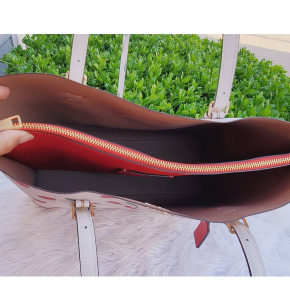 New 🎀 Coach Cherry heart Print Mollie leather Tote Bag Laptop Bag - Picture 3 of 5